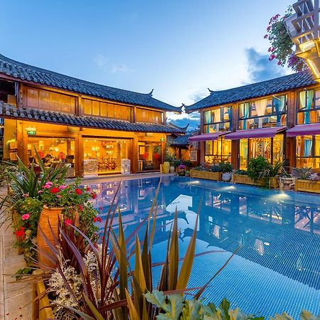 Lijiang Shuhe Yuefeng Resort Hotel Exteriör bild