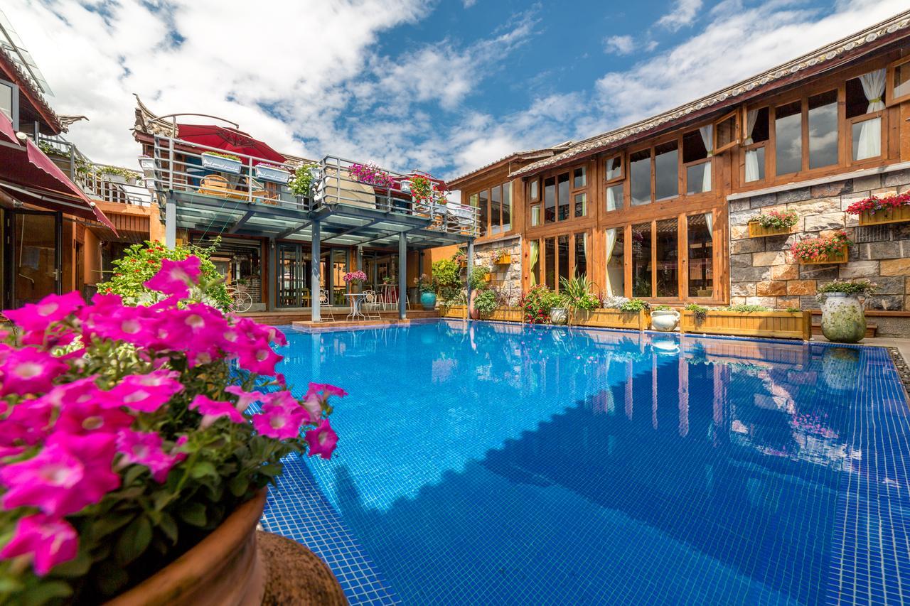 Lijiang Shuhe Yuefeng Resort Hotel Exteriör bild